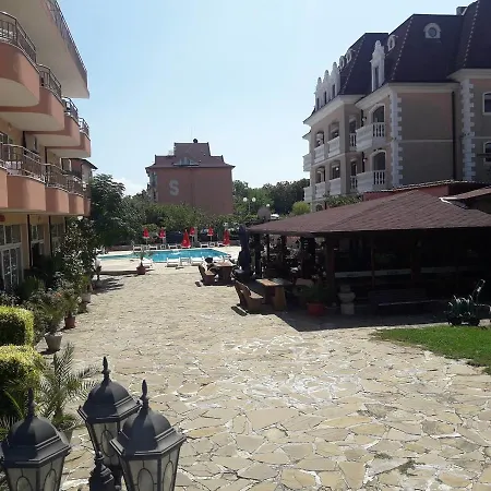 Black Sea - Breakfast, Pool & Free Parking Szálloda Obzor