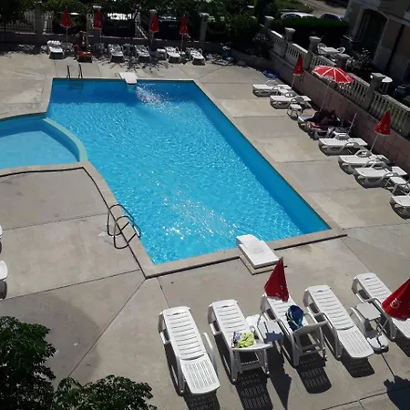 호텔 Black Sea - Breakfast, Pool & Free Parking 오브조르